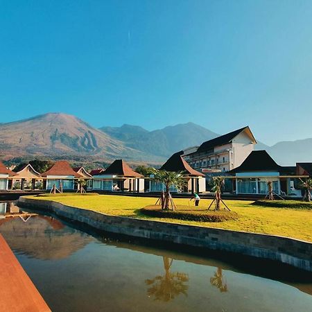 Cahaya Villa Garut Buitenkant foto