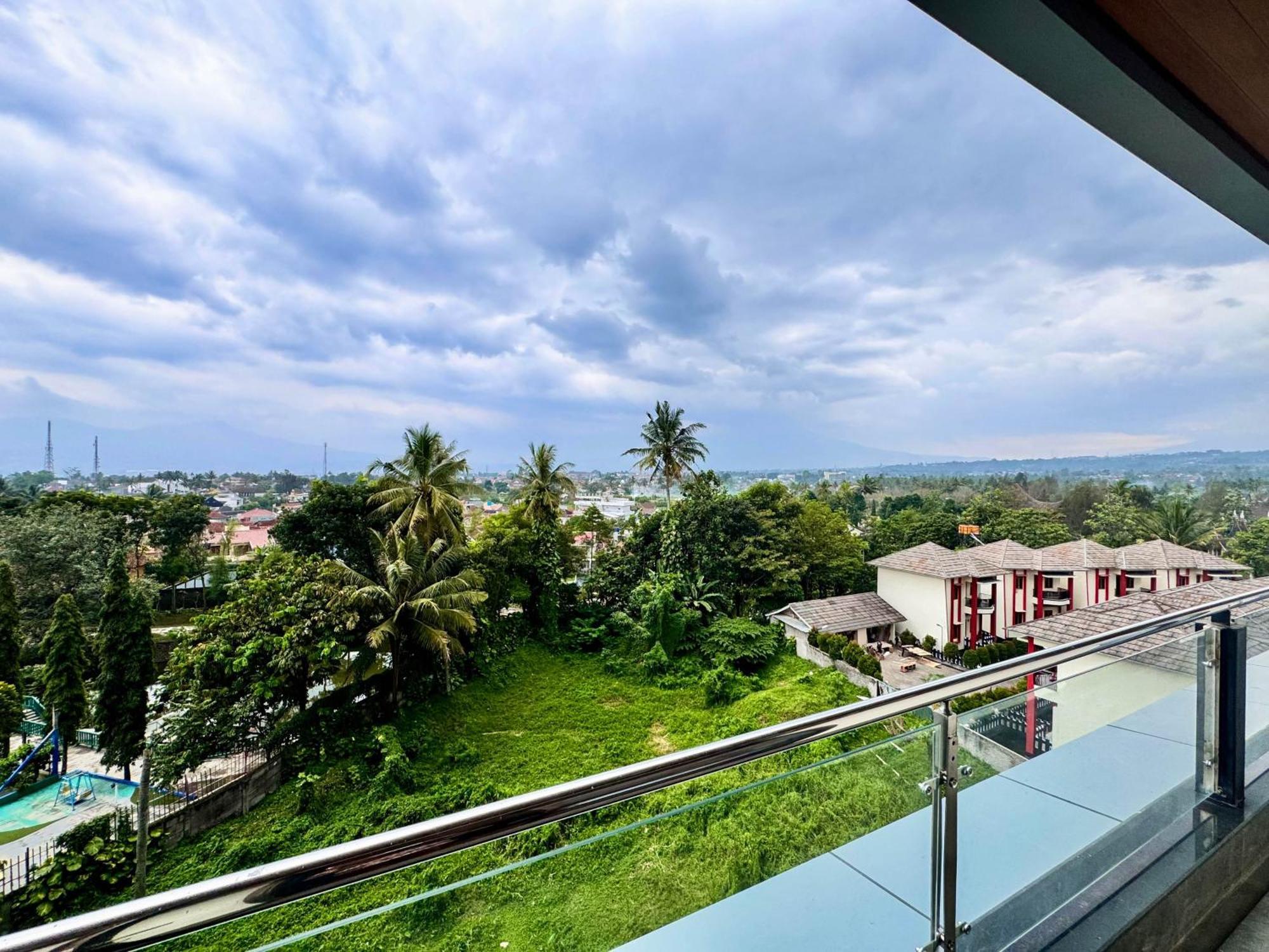 Cahaya Villa Garut Buitenkant foto