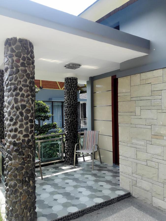 Cahaya Villa Garut Buitenkant foto